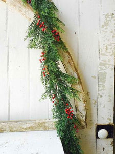 Red Cedar with Berries Garland 6'